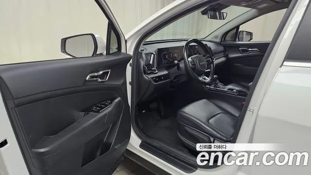 Kia Sportage Sportage 5-е поколение Бензин 1.6 турбо 2WD — Фото автомобиля 10