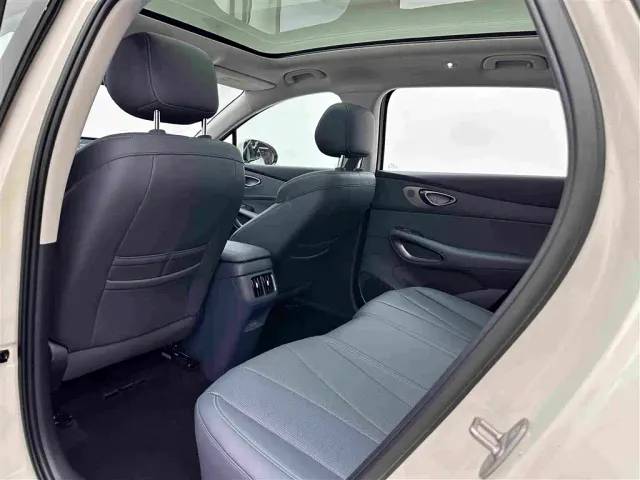 BYD Seal 05 DM-i — Фото автомобиля 20