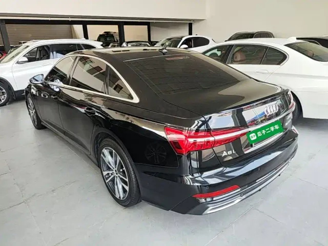 Audi A6L — Фото автомобиля 4