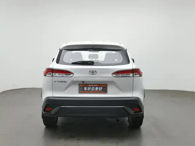 Toyota Frontlander — Фото автомобиля 4