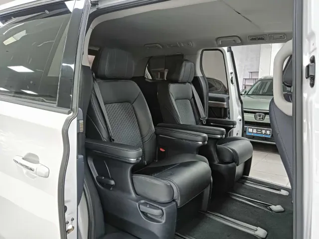 GAC Trumpchi M8 — Фото автомобиля 8