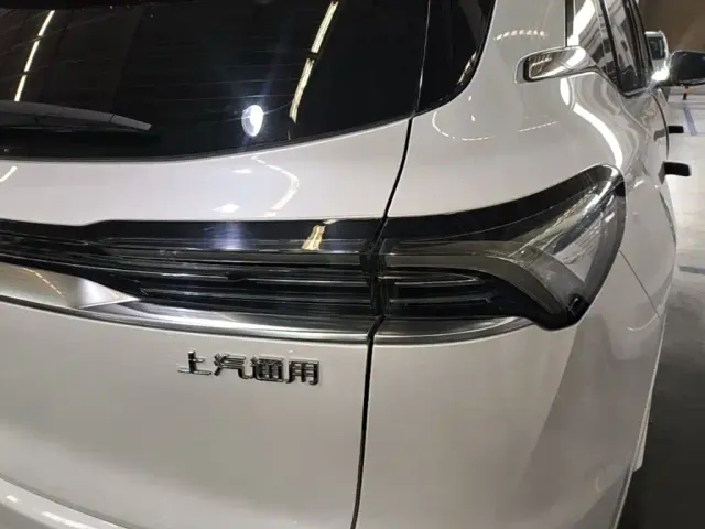 Buick E5 — Фото автомобиля 7