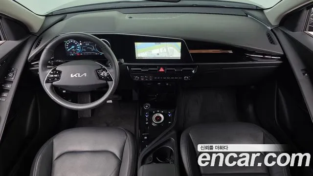 Kia Niro Niro (New) — Фото автомобиля 10