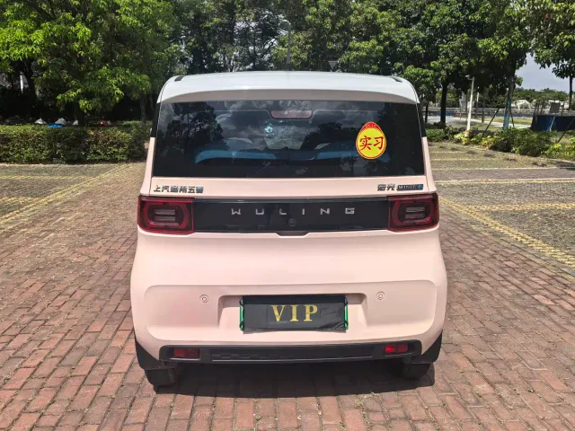Wuling Hongguang Mini EV — Фото автомобиля 5