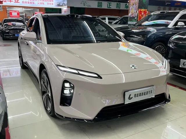 Nio ET5 Touring — Фото автомобиля 3