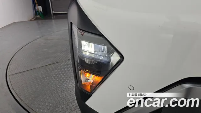 Hyundai Kona Kona (SX2) Бензин 1.6 турбо 2WD — Фото автомобиля 22