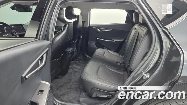 Kia EV6 — Фото автомобиля 12