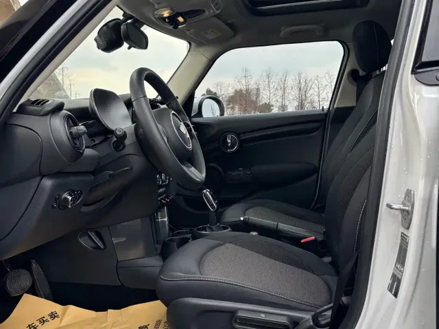 MINI Hatch — Фото автомобиля 16