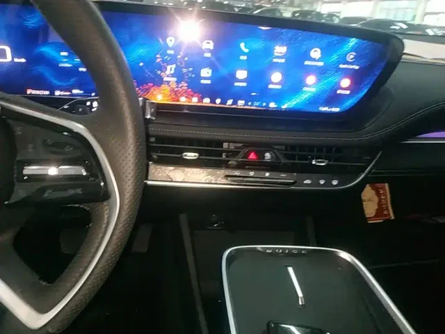 Buick LaCrosse — Фото автомобиля 12