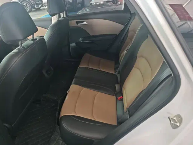 Chevrolet Monza — Фото автомобиля 16