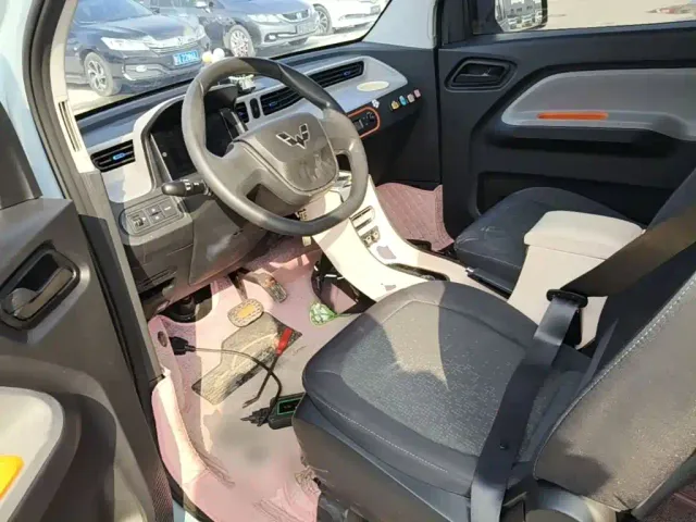 Wuling Hongguang Mini EV — Фото автомобиля 14