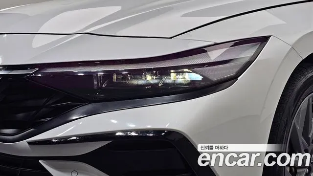 Hyundai Avante — Фото автомобиля 7
