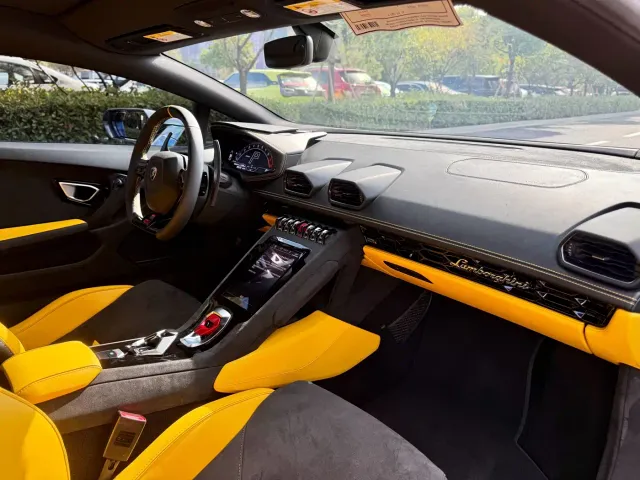 Lamborghini Huracan — Фото автомобиля 6