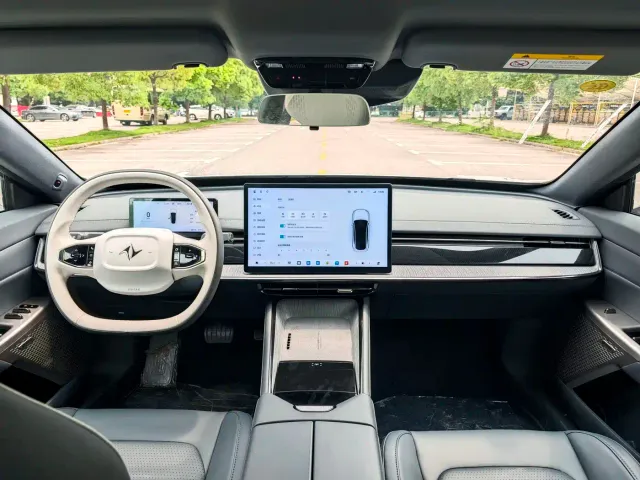 Dongfeng eπ 007 — Фото автомобиля 5