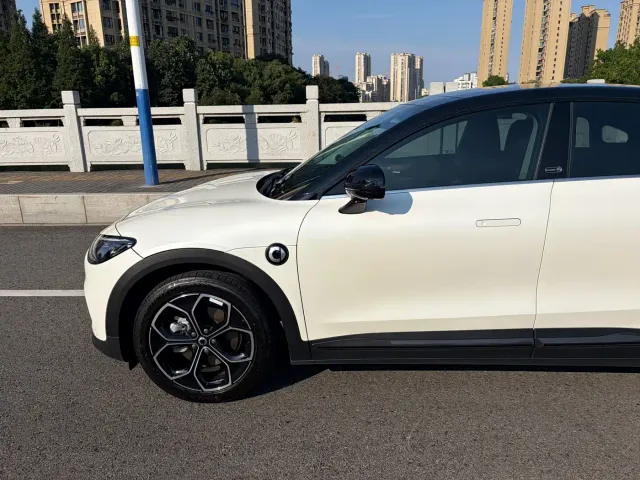 Smart #3 — Фото автомобиля 3