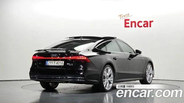 Audi A7 4K — Фото автомобиля 2