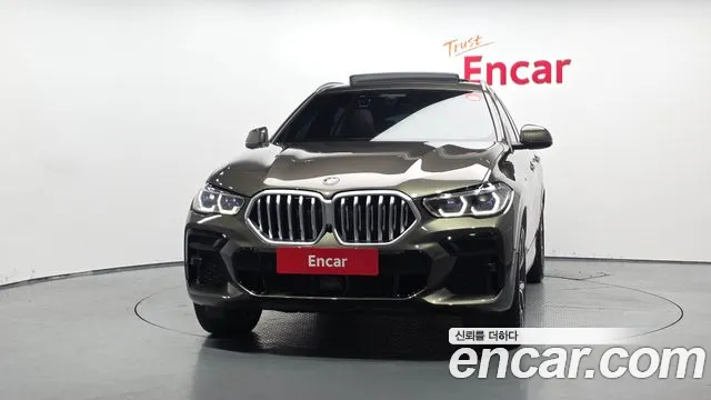 BMW X6 xDrive40i M Sport — Фото автомобиля 3