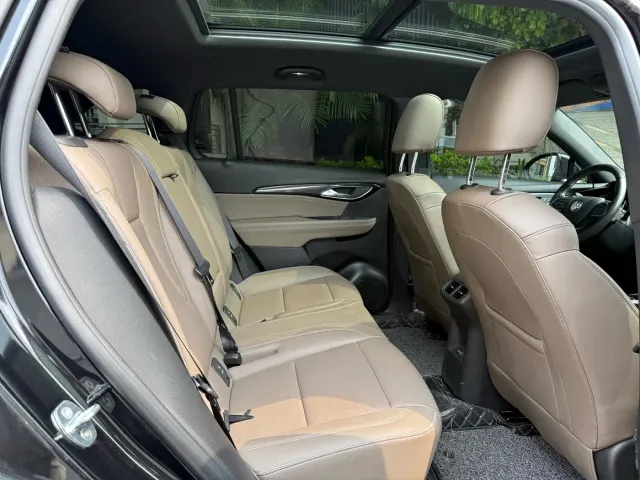 Buick Envision Plus — Фото автомобиля 9