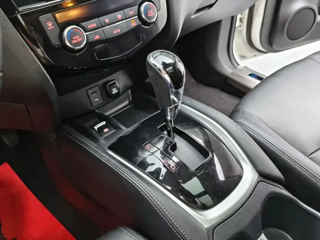 Nissan X-Trail — Фото автомобиля 14