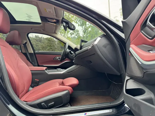 BMW 3 Series — Фото автомобиля 13