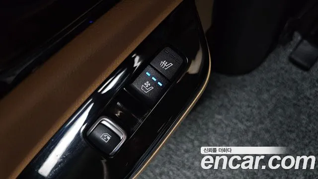 Kia Canival — Фото автомобиля 18