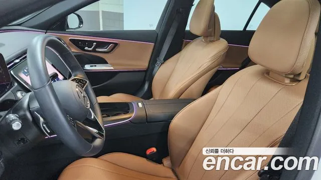 Mercedes-Benz E-Class — Фото автомобиля 7