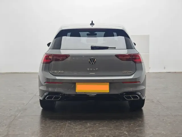 Volkswagen Golf — Фото автомобиля 6