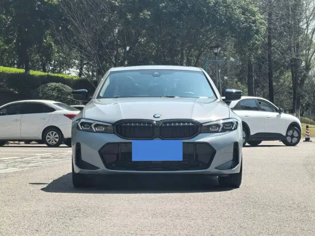 BMW 3 Series — Фото автомобиля 2