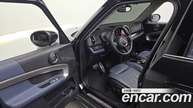 MINI Countryman — Фото автомобиля 15