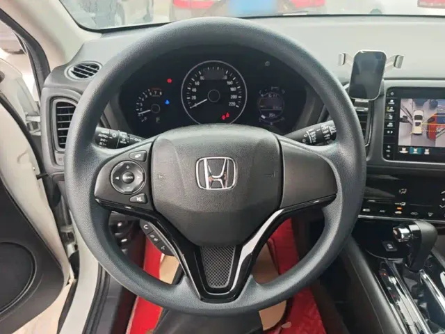 Honda Vezel — Фото автомобиля 10