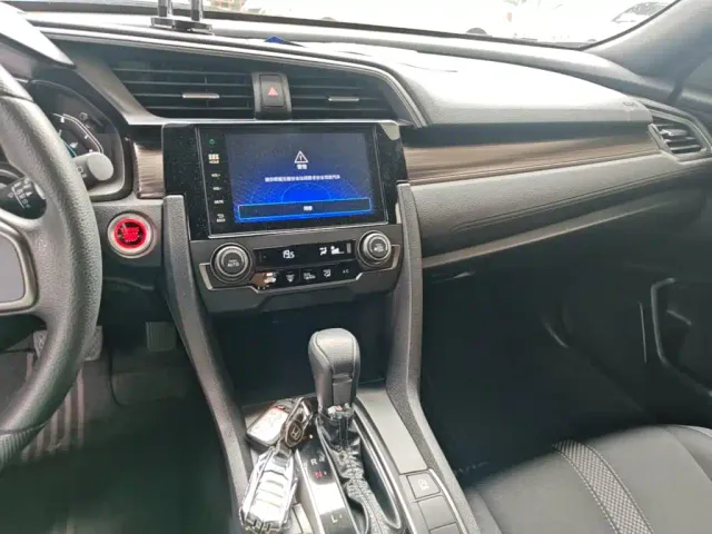 Honda Civic — Фото автомобиля 9