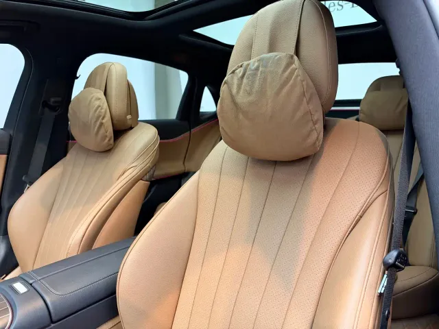 Mercedes-Benz E-Class — Фото автомобиля 13