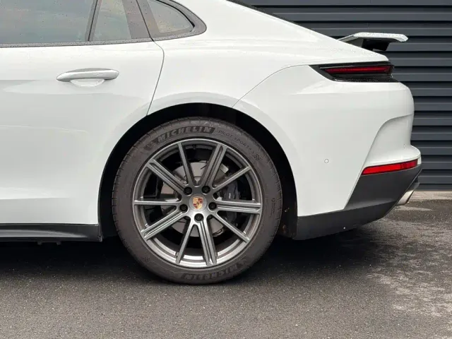 Porsche Panamera — Фото автомобиля 5