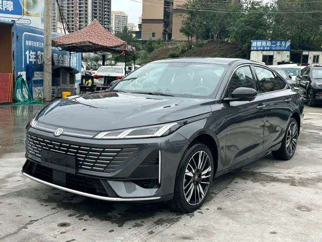 Фотография автомобиля — Changan Eado