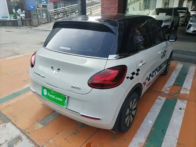 Wuling Bingo — Фото автомобиля 6