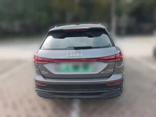 Audi Q5 e-tron — Фото автомобиля 7