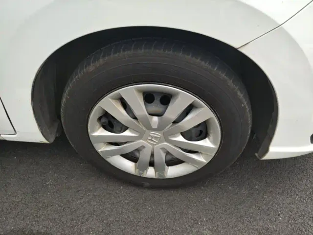 Honda Fit — Фото автомобиля 24