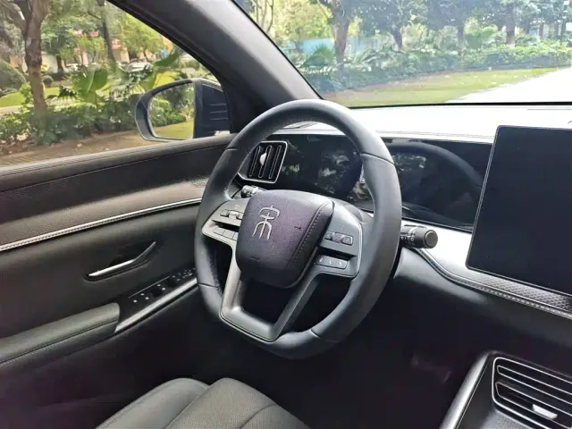 BYD Song Pro — Фото автомобиля 10
