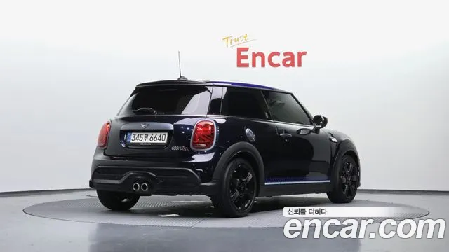 Mini Cooper — Фото автомобиля 2