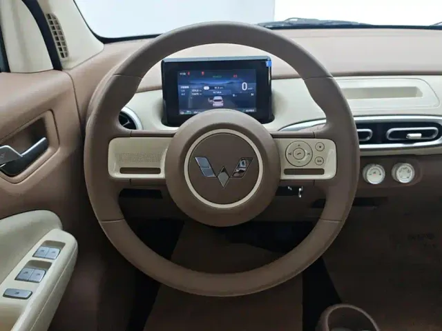 Wuling Hongguang Mini EV — Фото автомобиля 15
