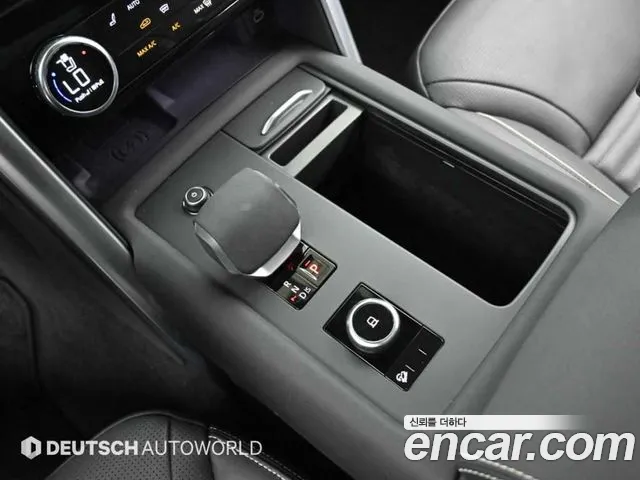 Land Rover Discovery — Фото автомобиля 9