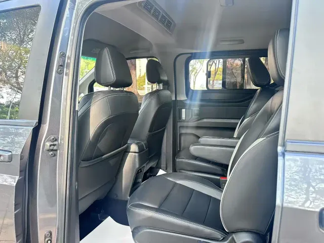 Wuling Zhengcheng — Фото автомобиля 8