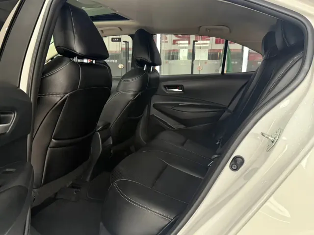 Toyota Corolla — Фото автомобиля 8