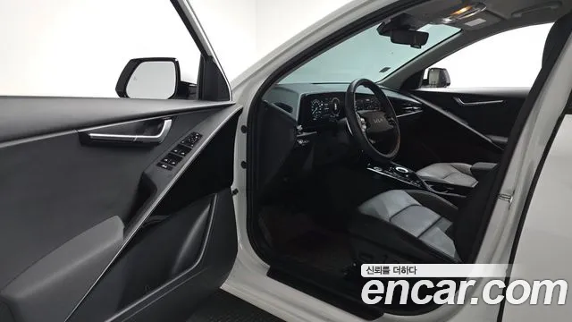Kia Niro The All New — Фото автомобиля 15