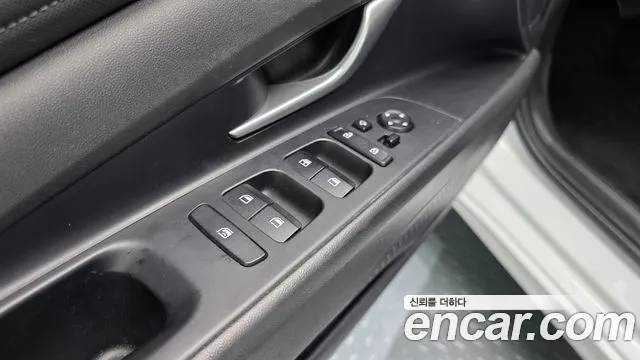 Hyundai AVANTE — Фото автомобиля 20