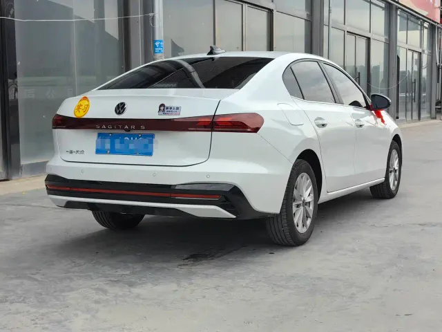 Volkswagen Sagitar — Фото автомобиля 6