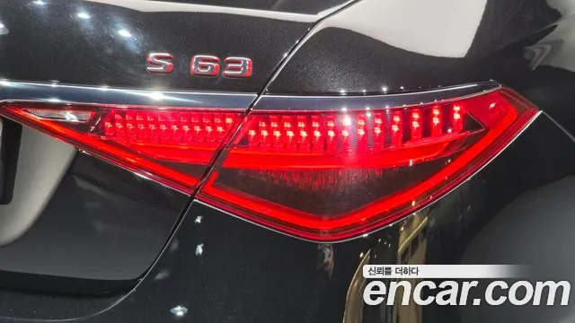 Mercedes-Benz S-Class — Фото автомобиля 8