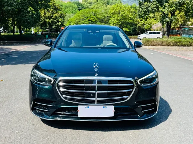 Mercedes-Benz S-Class — Фото автомобиля 2