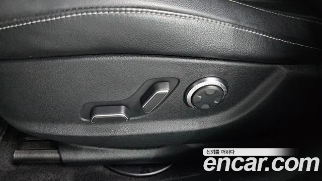 Genesis G80 Бензин 2.5 турбо AWD — Фото автомобиля 27