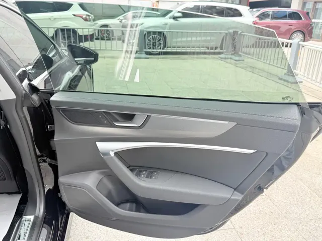 Audi A7L — Фото автомобиля 11